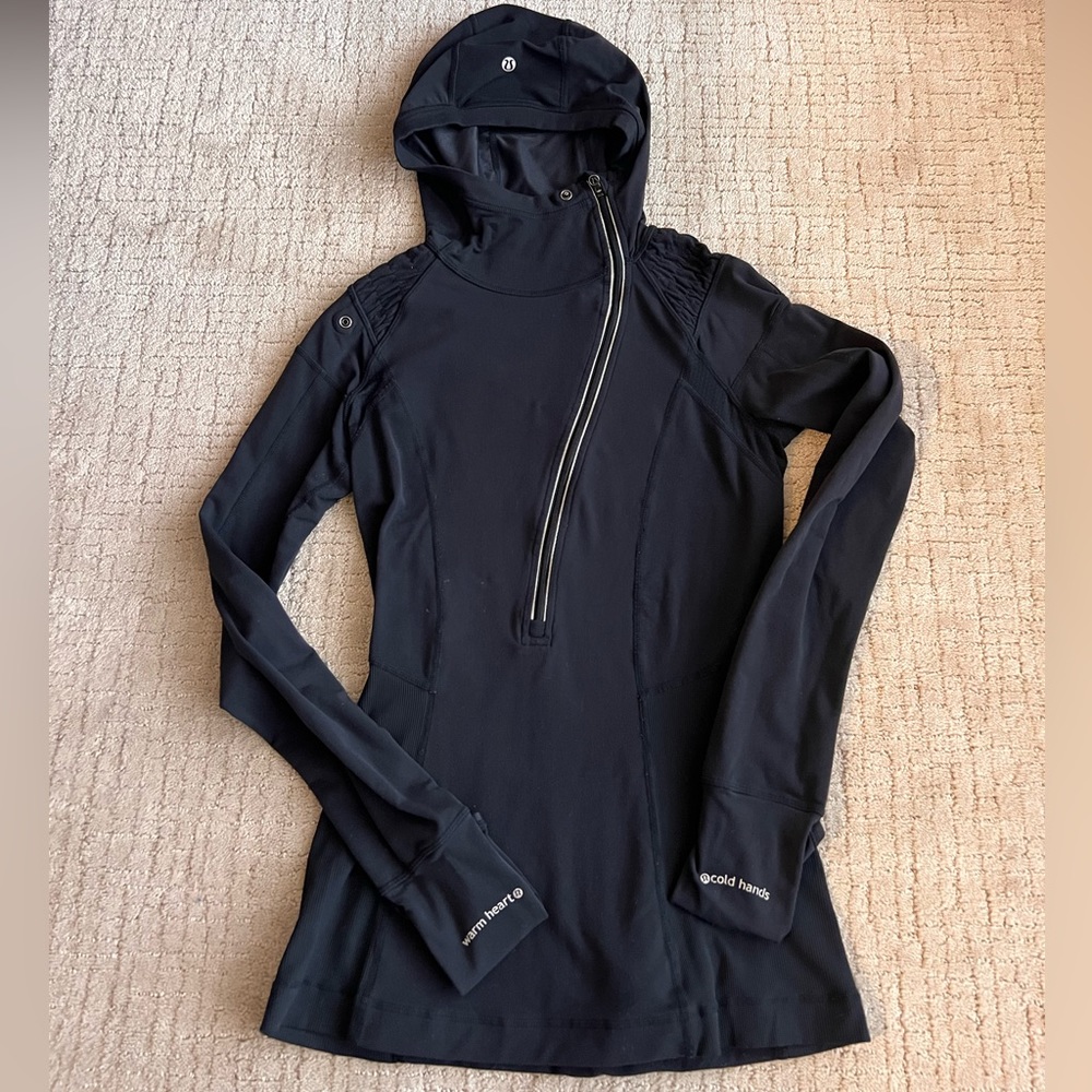 Lululemon running top